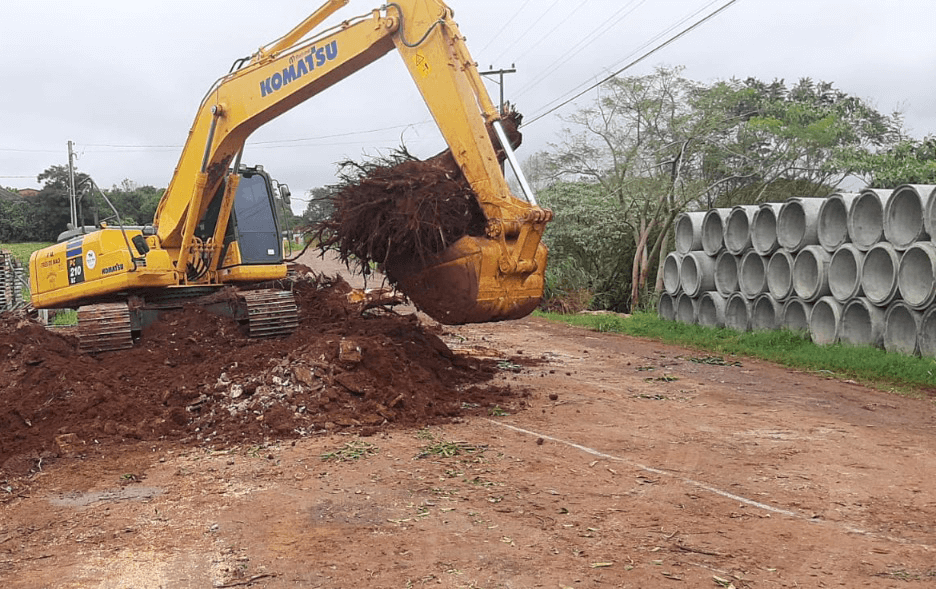 SECRETARIA DE OBRAS DE TRÊS DE MAIO ESTÁ ATUANDO EM DIVERSAS FRENTES